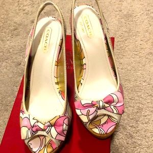 Coach sandals